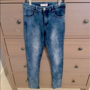♥️ 4/$20 Girls Stretch dark blue denim size 12-13 years.